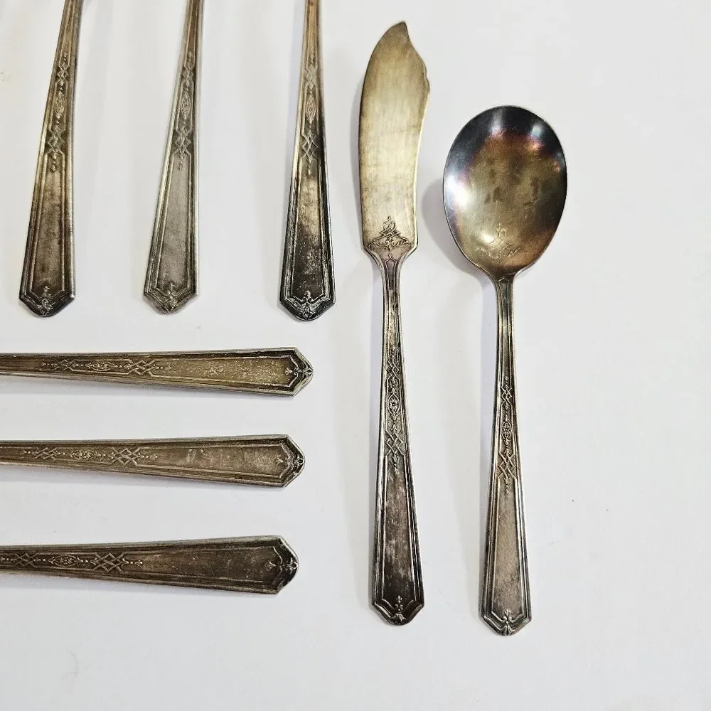 Antique Tudor Plate Oneida Mary Stuart Silver Plate Flatware Set 6 Service 20 Pc